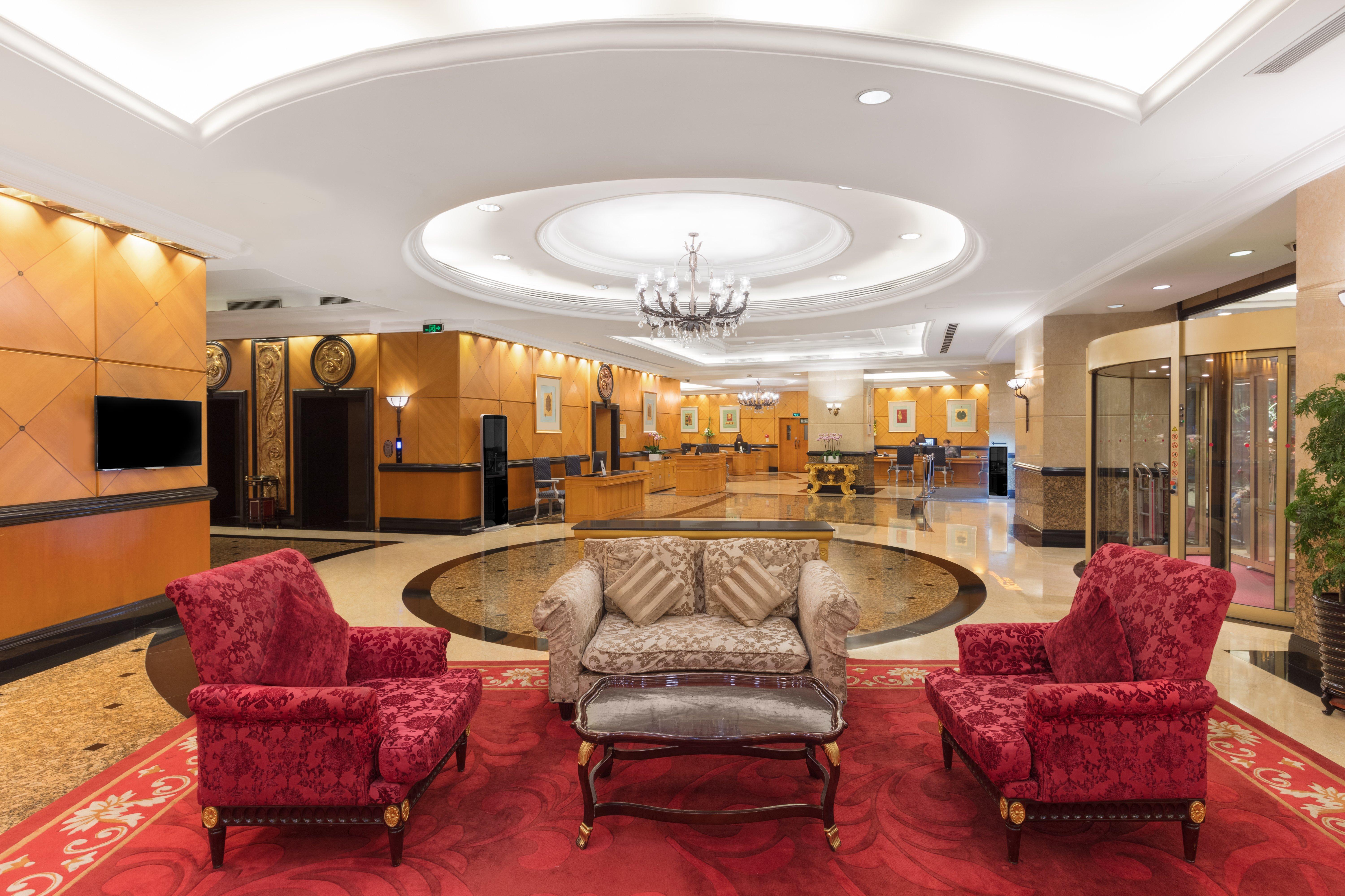 Crowne Plaza Hotel & Suites Landmark Shenzhen By Ihg - Nearby Luohu Border, Indoor Heated Swimming Pool, Complimentary Welcome Drink Экстерьер фото